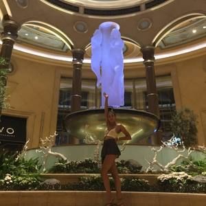 Meet your Posher, Dionne